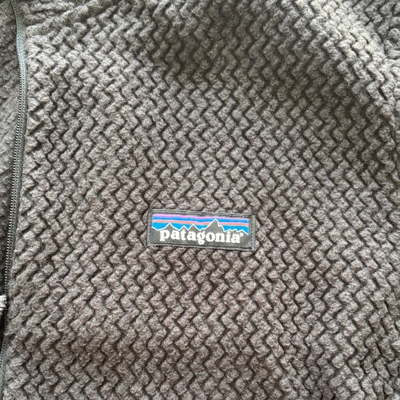 Patagonia Women’s R1 Air Fleece Zip Neck Pullover Black Recycled Size Large - Picture 12 of 14
